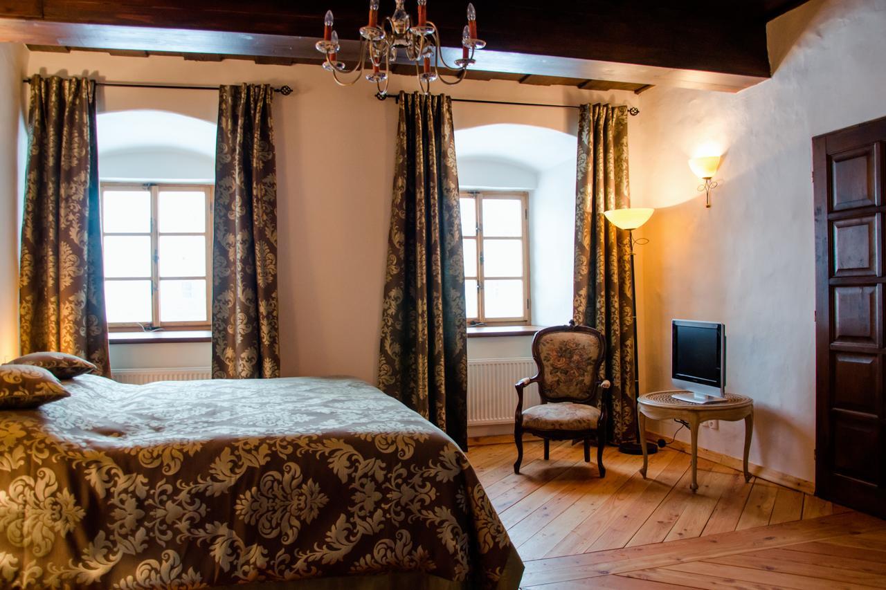Zamek Kolstejn - Hotel Chateau Goldenstein Branná Exterior foto